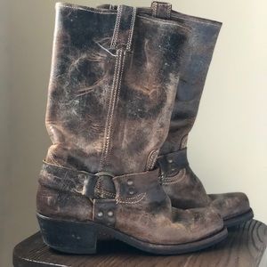 Frye Harness 12r boots